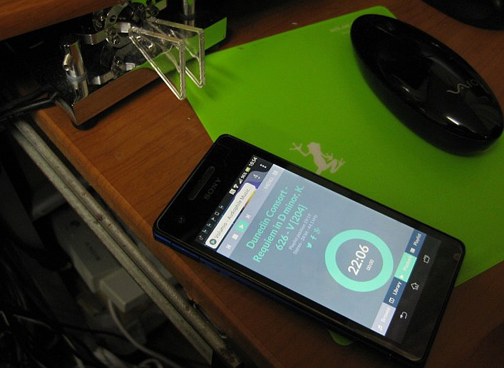 Raspberry pi + sony ericsson